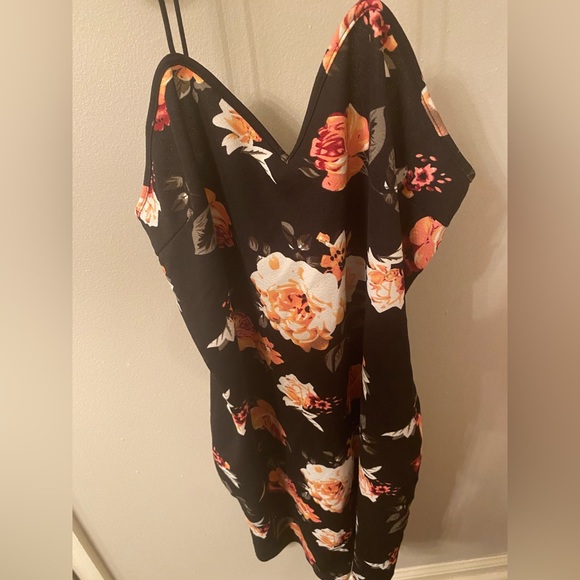 Floral dress - Picture 3 of 4